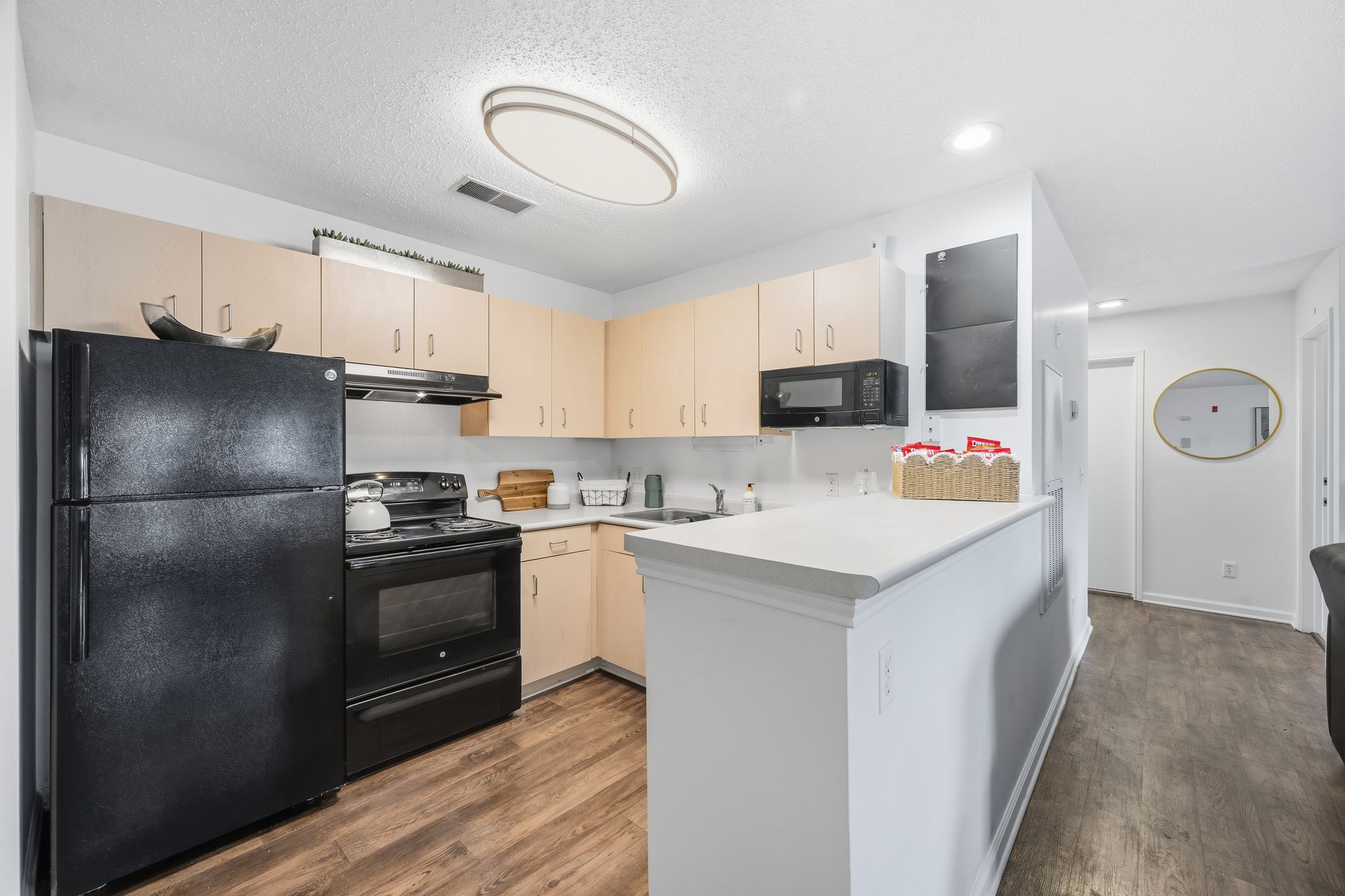 Copy of 10 2501 Abbot Rd East Lansing MI 48823 USA Kitchen 208091 HDR Unit 1015 17