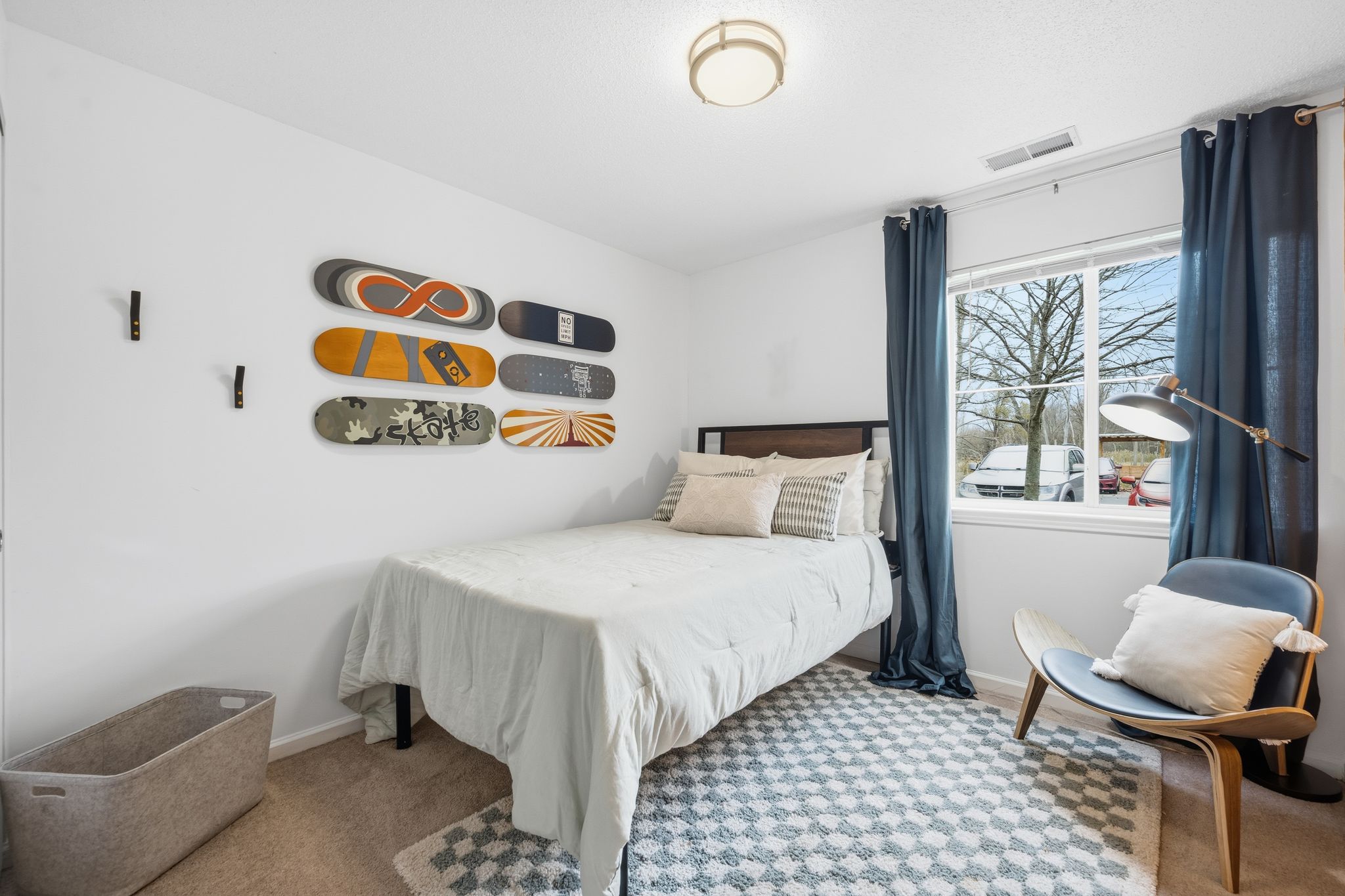 Copy of 17 2501 Abbot Rd East Lansing MI 48823 USA Bedroom 208091 HDR Unit 1015 32