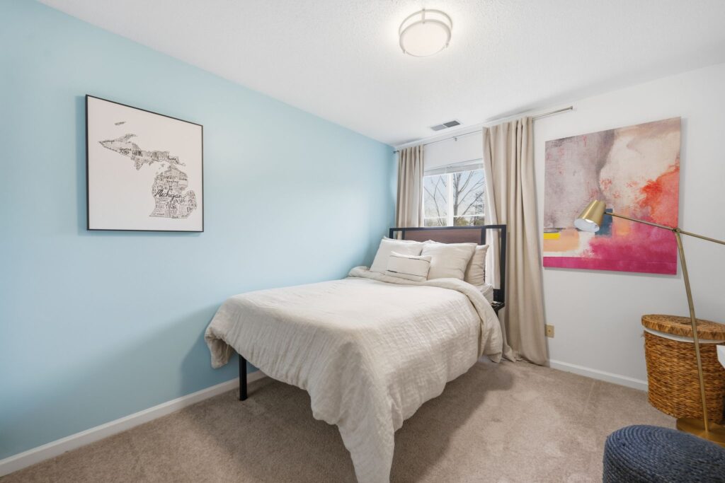 25 East Photo Gallery | MSU Off-Campus Housing